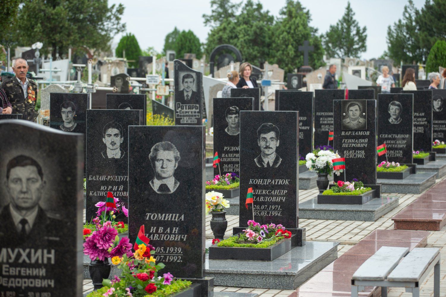 Борисовское кладбище похороненные на борисовском кладбище. Памятники. Памятники на могилу. Кладбище. Надгробие на могилу.